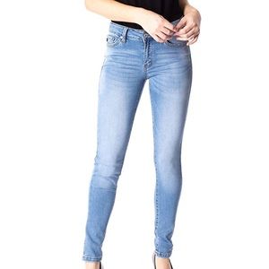 NWT Kancan Mid Rise Skinny Jeans 7 or 27